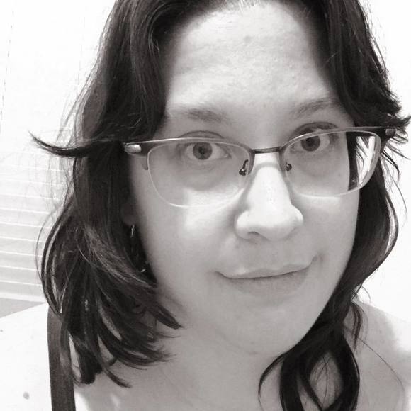 Meet your Posher, Amber - Picture 1 of 1